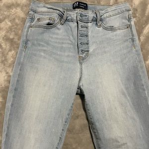 Gap Jeans